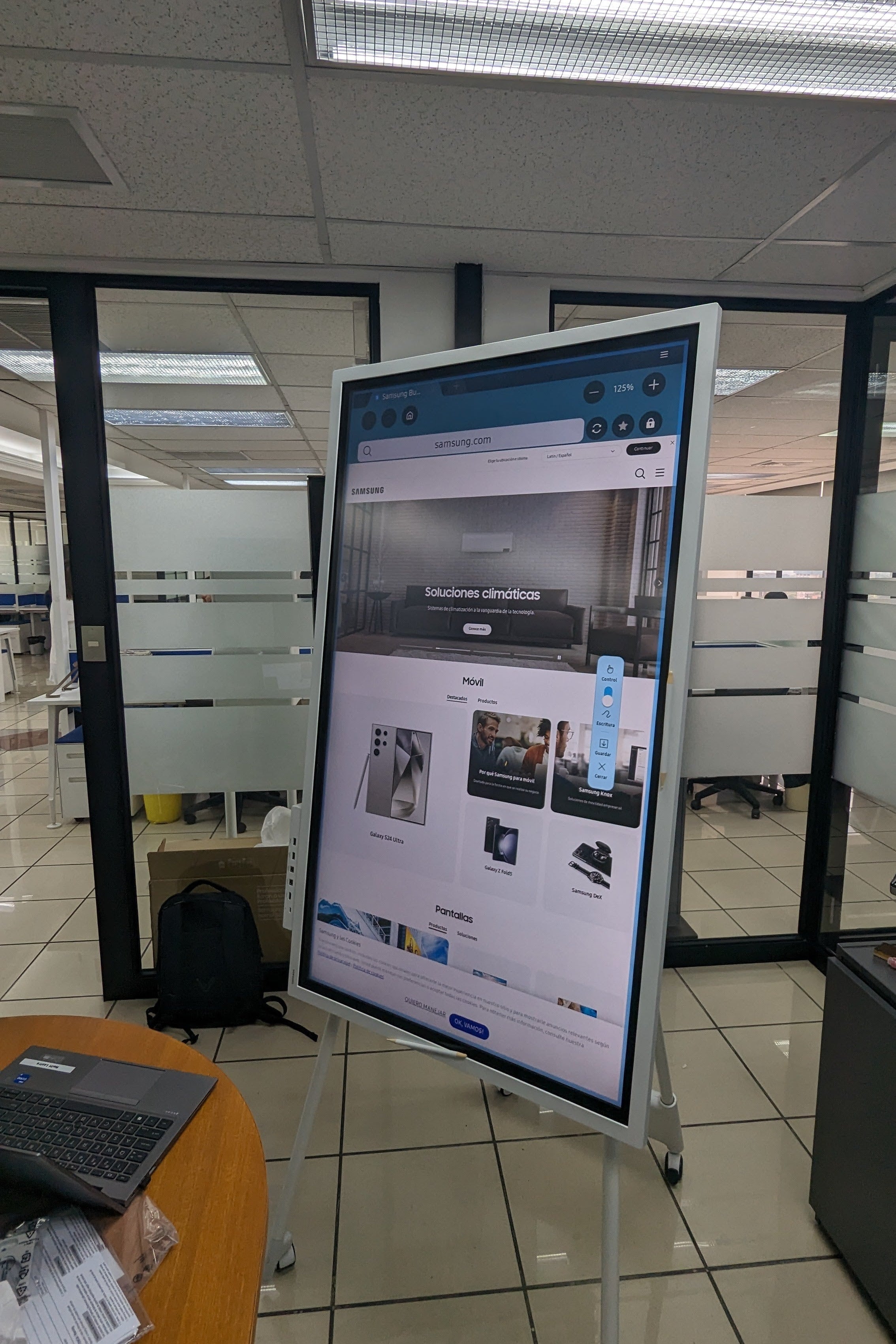 Pantalla interactiva para retail